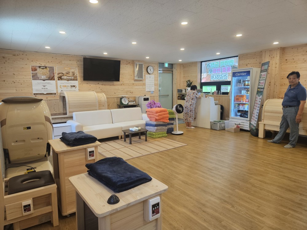 /user/p/perllightzone/editor/2511/4f3dd9f8ec9c3c32b67f098b812a7d97_1762170593_8123.jpg 이미지크게보기