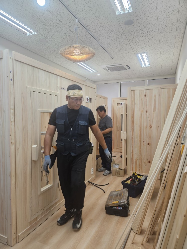 /user/p/perllightzone/editor/2511/4f3dd9f8ec9c3c32b67f098b812a7d97_1762172259_4511.jpg 이미지크게보기