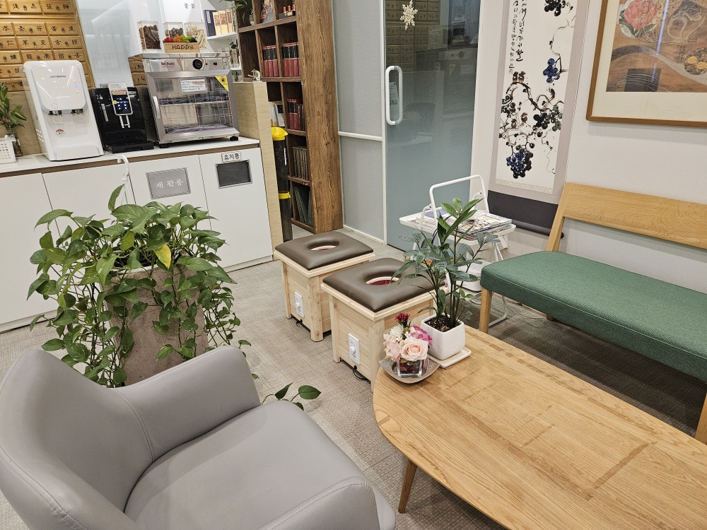 /user/p/perllightzone/editor/2511/7e0d60ee7ba76ac5d0a251bc92d7e312_1762168072_0795.jpg 이미지크게보기